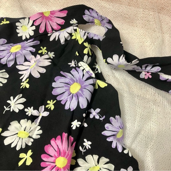 Floral Print Wrap Skirt - Picture 2 of 3